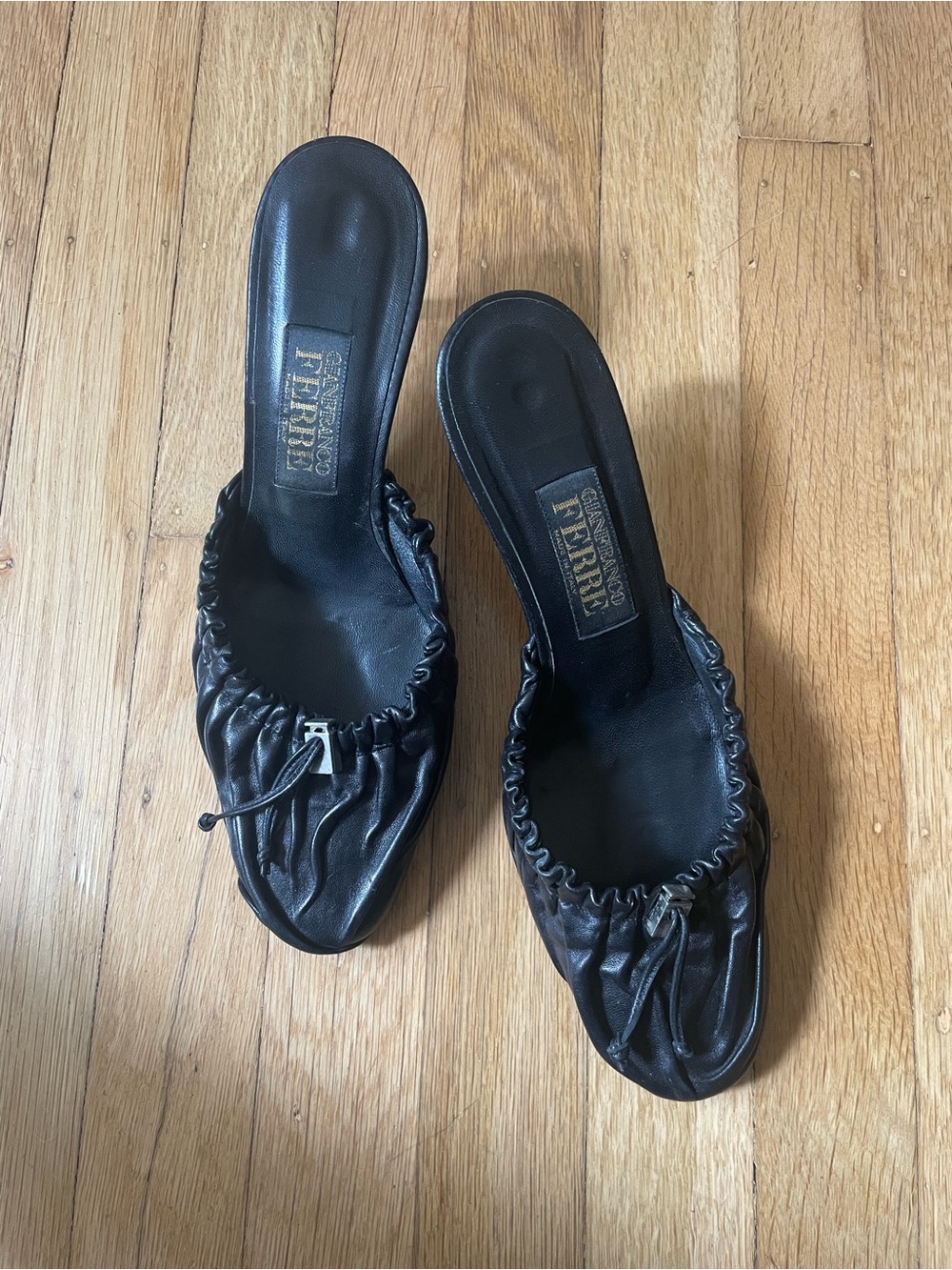Gianfranco Ferre Black Women's Kitten Heel Mules